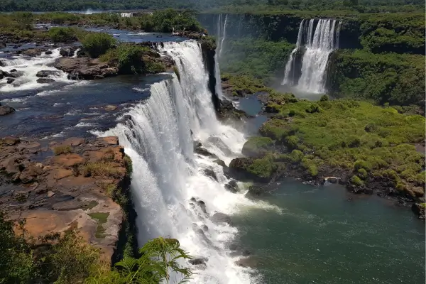 Aventuras Históricas: Camping em Família em Lugares Fascinantes